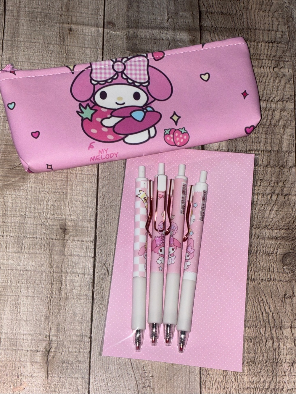 My Melody Pouch w/4pc Pen Set